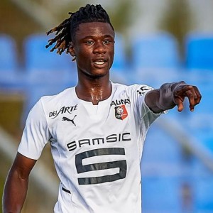 开云中国-【人物】卡马温加：柔道功底练成的皇马全能中场